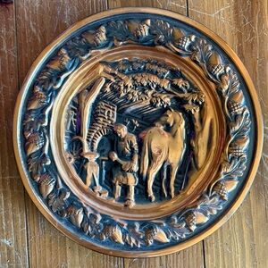 2 Vintage Copper Tavern Pub Plate Charger Wall Hanging MCM Coppercraft Guild USA